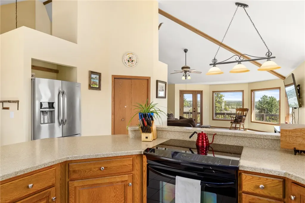 304 Pine Crest Road Columbus MT 59019