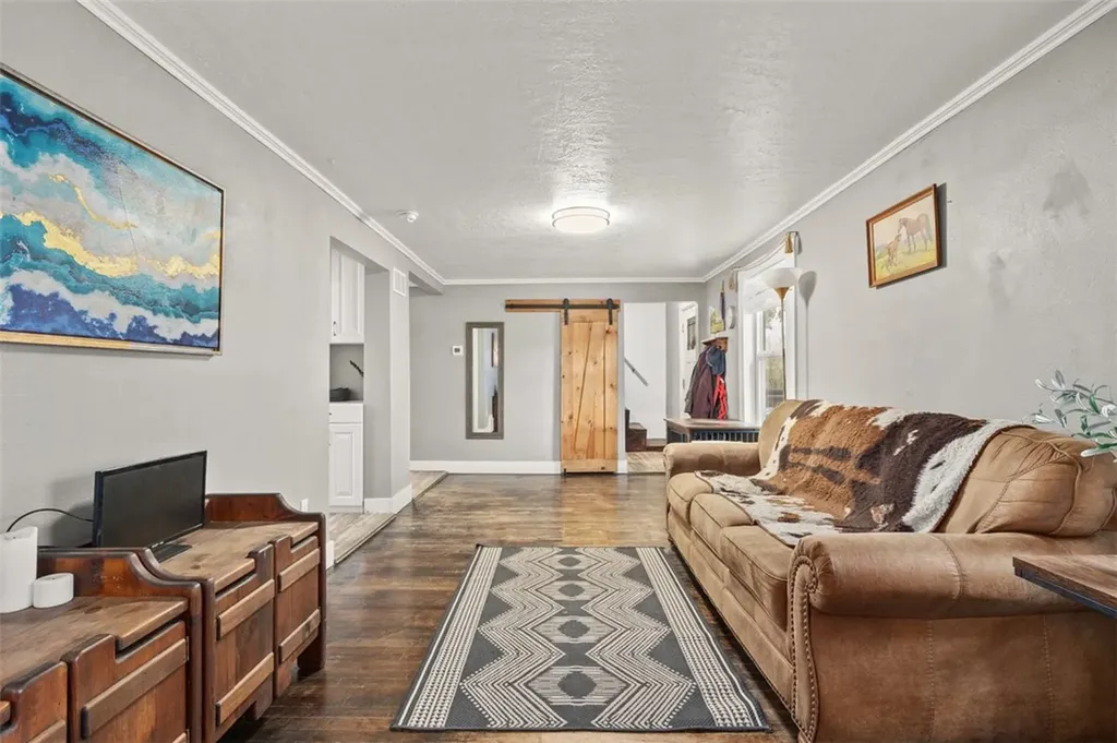 723 Howard Avenue Billings MT 59101