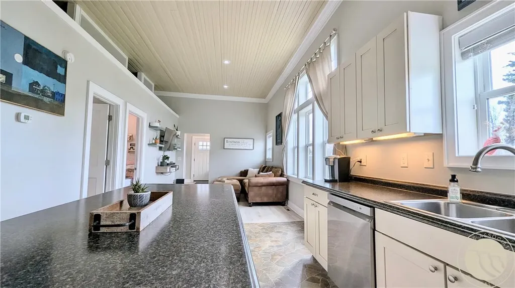 215 S Villard Avenue Red Lodge MT 59068