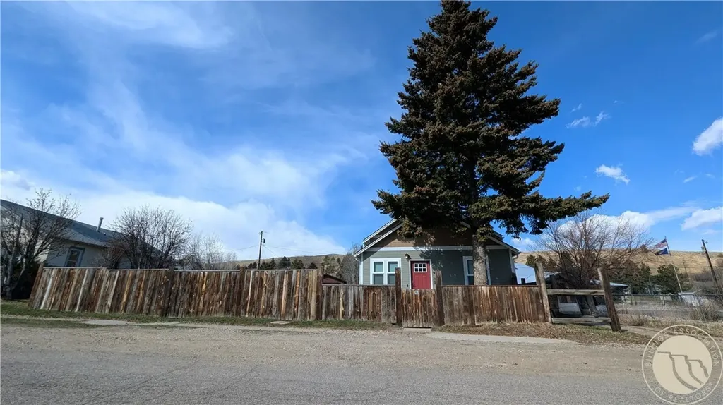 215 S Villard Avenue Red Lodge MT 59068
