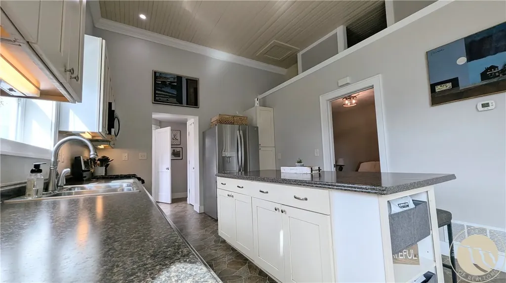 215 S Villard Avenue Red Lodge MT 59068