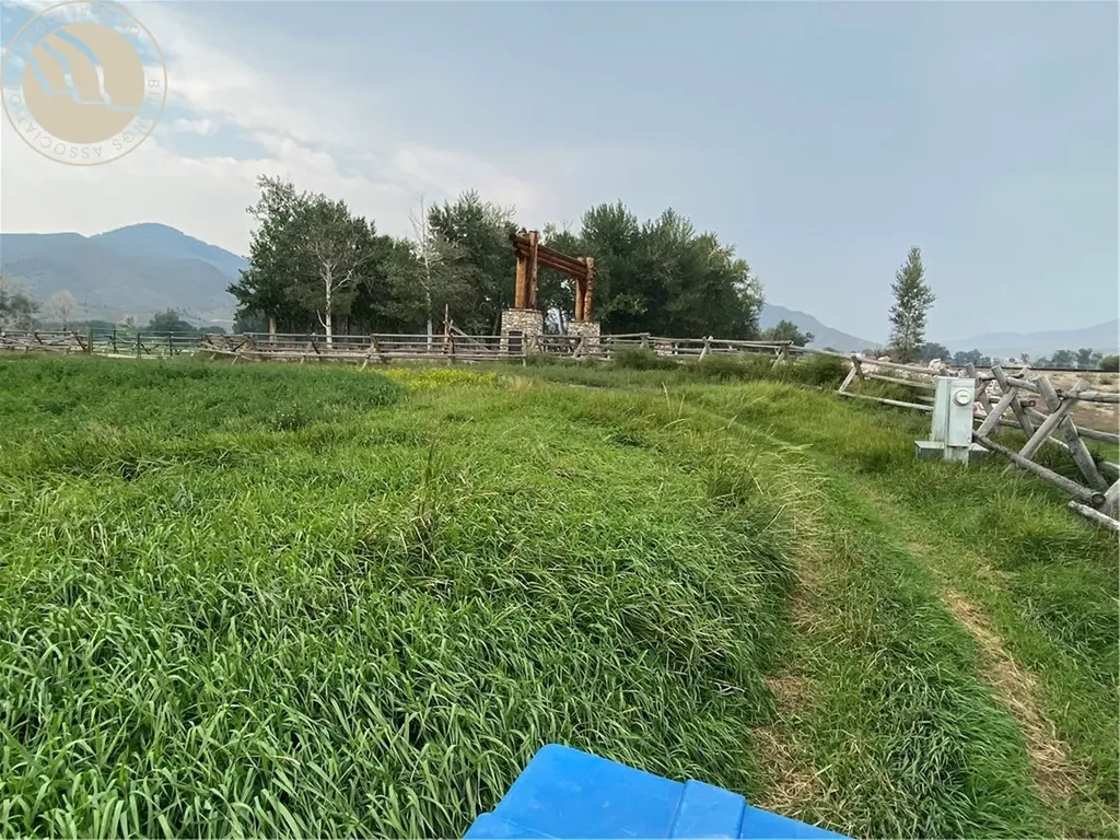 263 W Bovine Way Other MT 59743