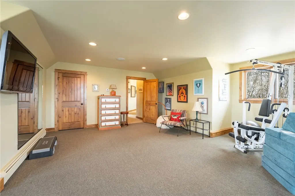 512 Bobcat Circle Red Lodge MT 59068
