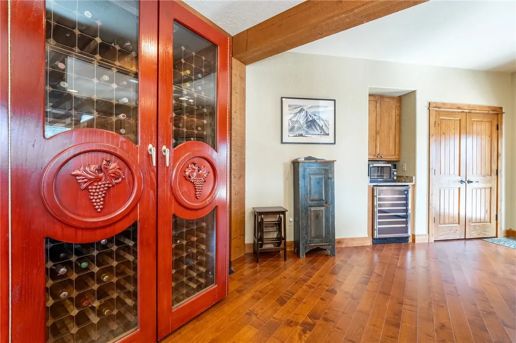 512 Bobcat Circle Red Lodge MT 59068