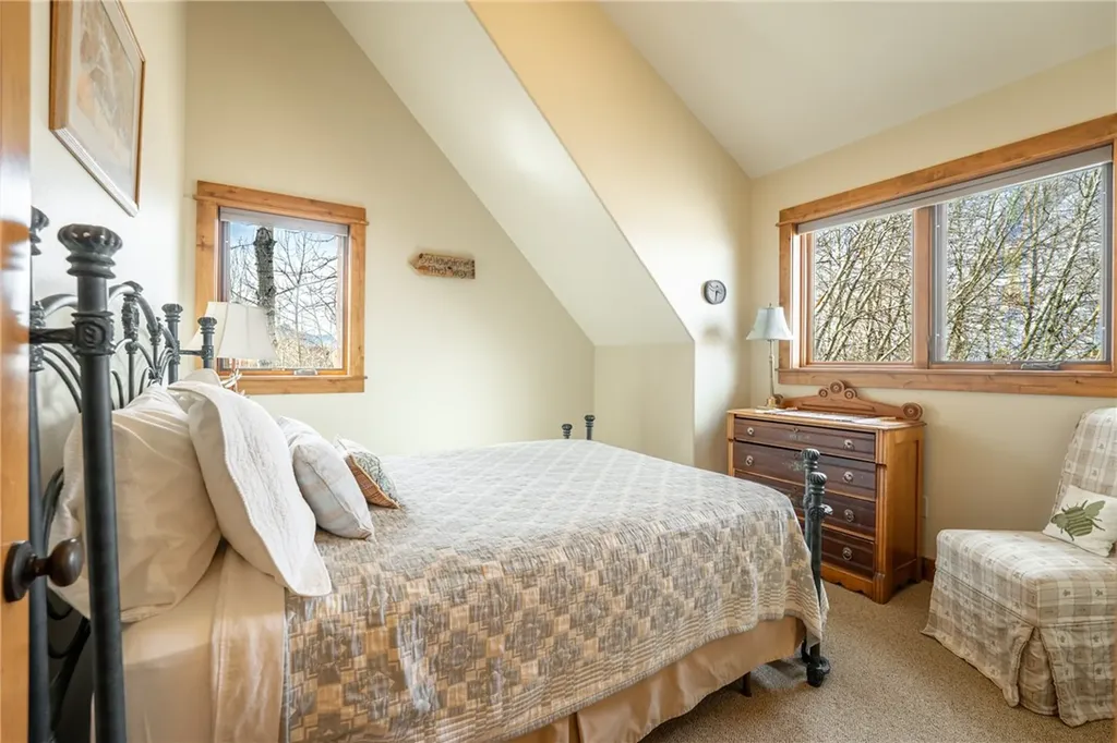 512 Bobcat Circle Red Lodge MT 59068