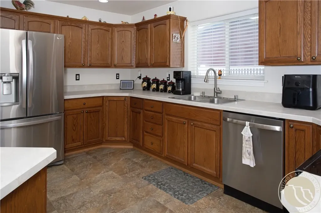 1130 1st Street W Hardin MT 59034