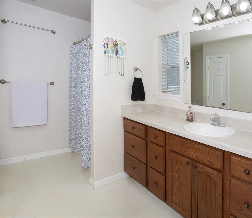 1130 1st Street W Hardin MT 59034