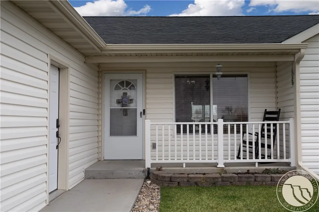 1130 1st Street W Hardin MT 59034