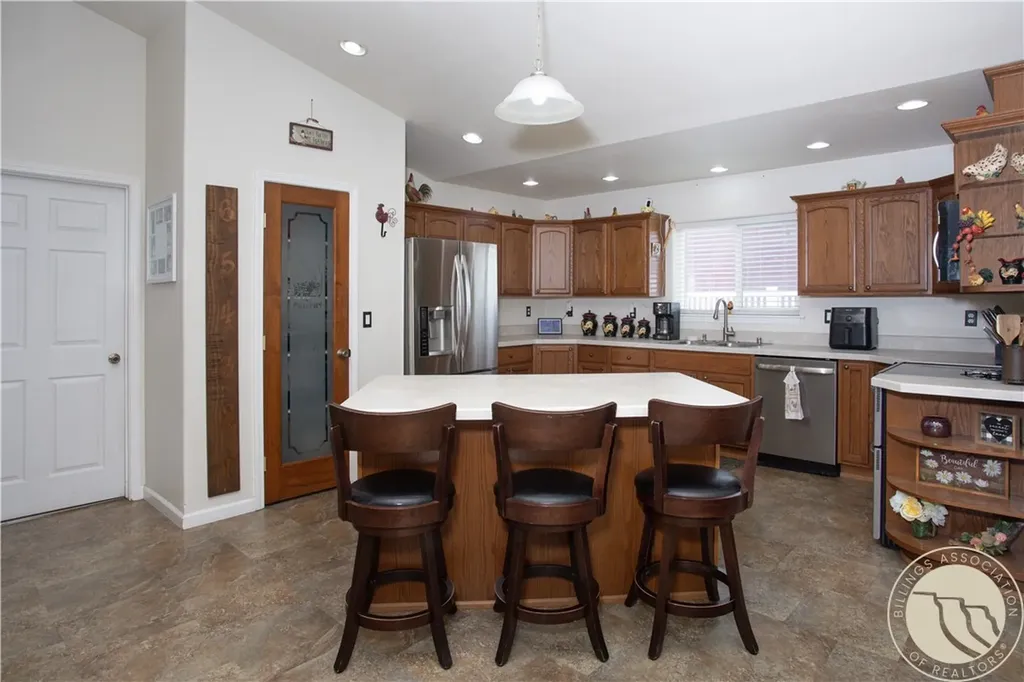 1130 1st Street W Hardin MT 59034