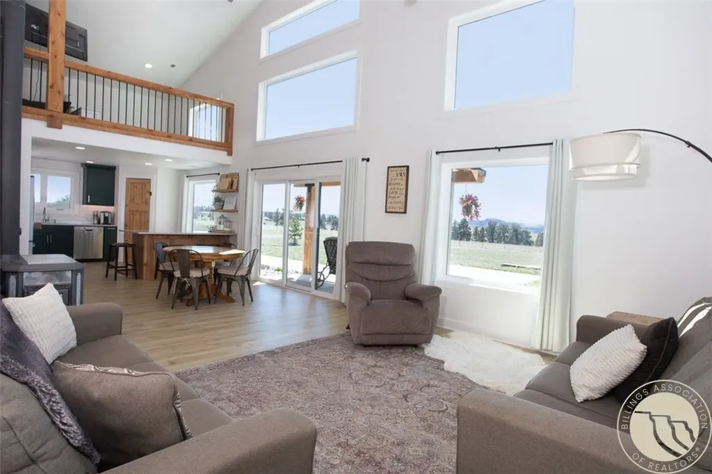 256 Valley Creek Road Park City MT 59063