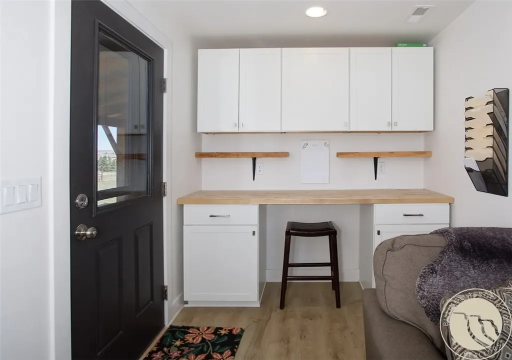 256 Valley Creek Road Park City MT 59063