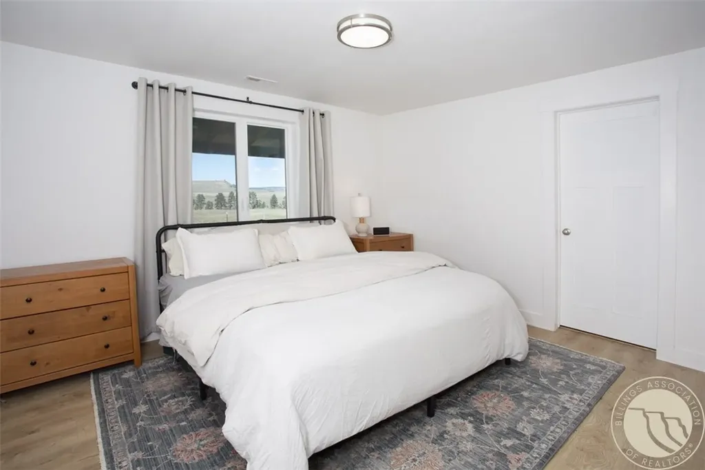 256 Valley Creek Road Park City MT 59063