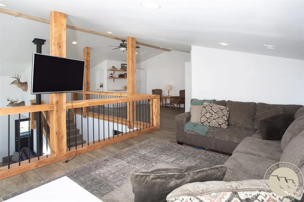 256 Valley Creek Road Park City MT 59063