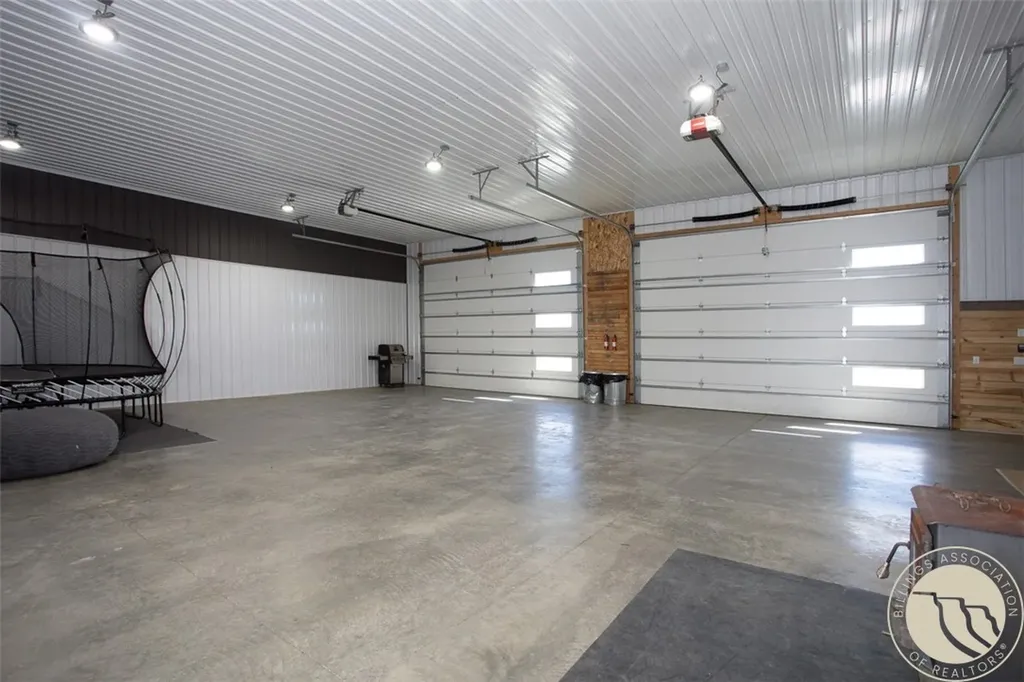 256 Valley Creek Road Park City MT 59063