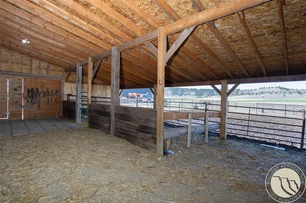 256 Valley Creek Road Park City MT 59063