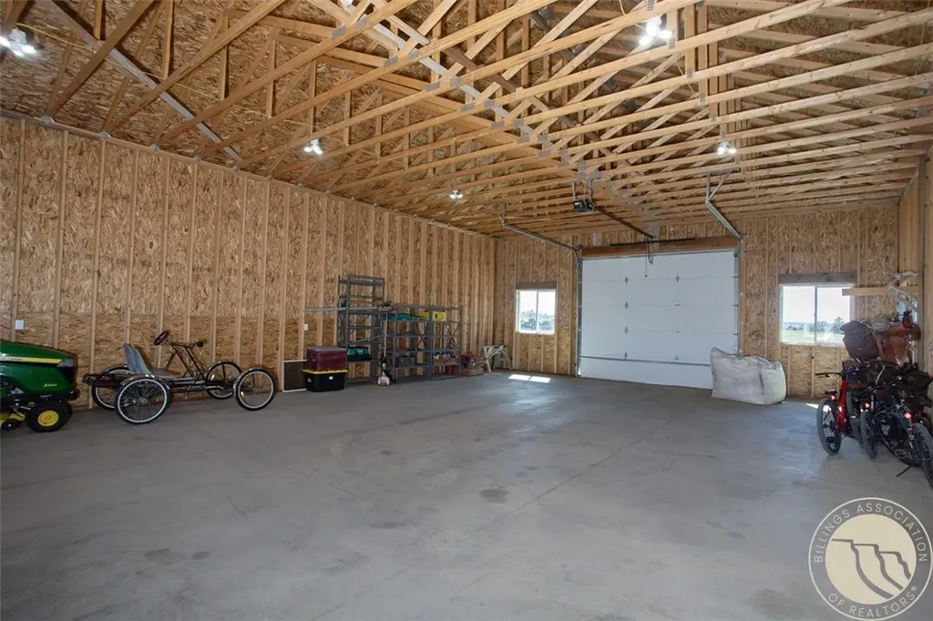 256 Valley Creek Road Park City MT 59063