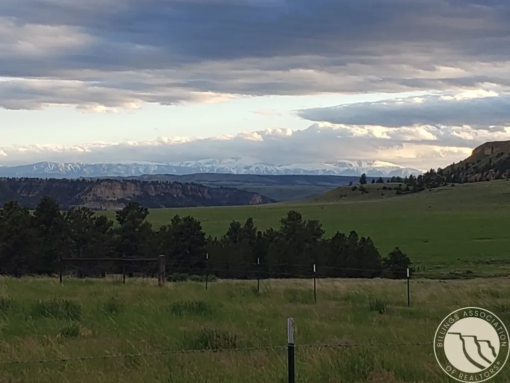 256 Valley Creek Road Park City MT 59063