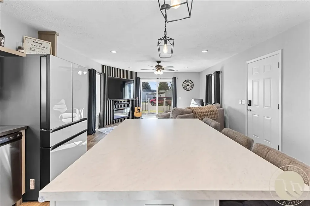 3929 N Tanager Lane Billings MT 59102