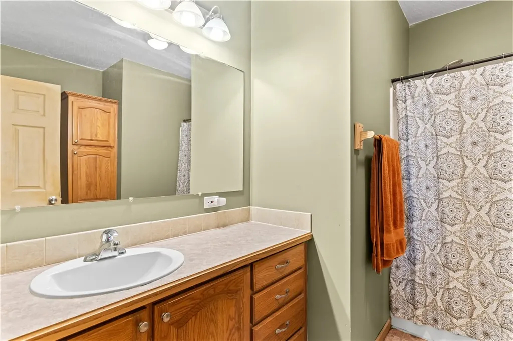 29 Spruce Drive Park City MT 59063
