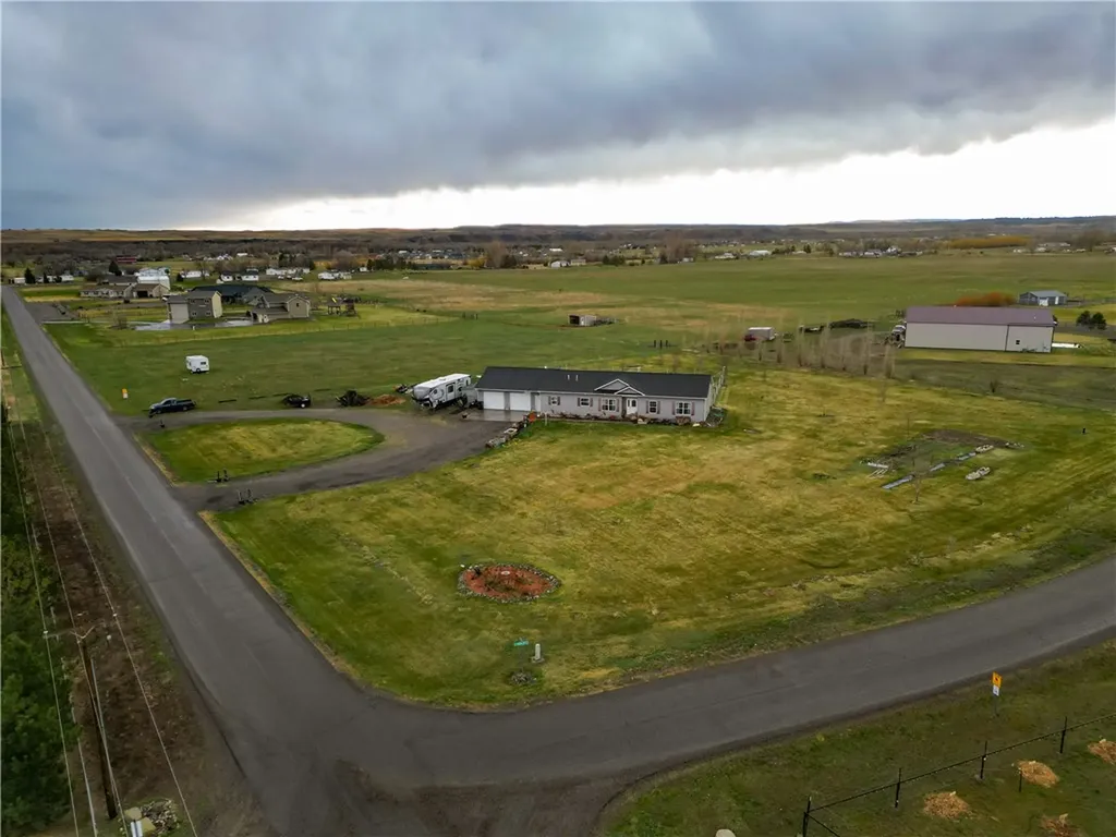 29 Spruce Drive Park City MT 59063