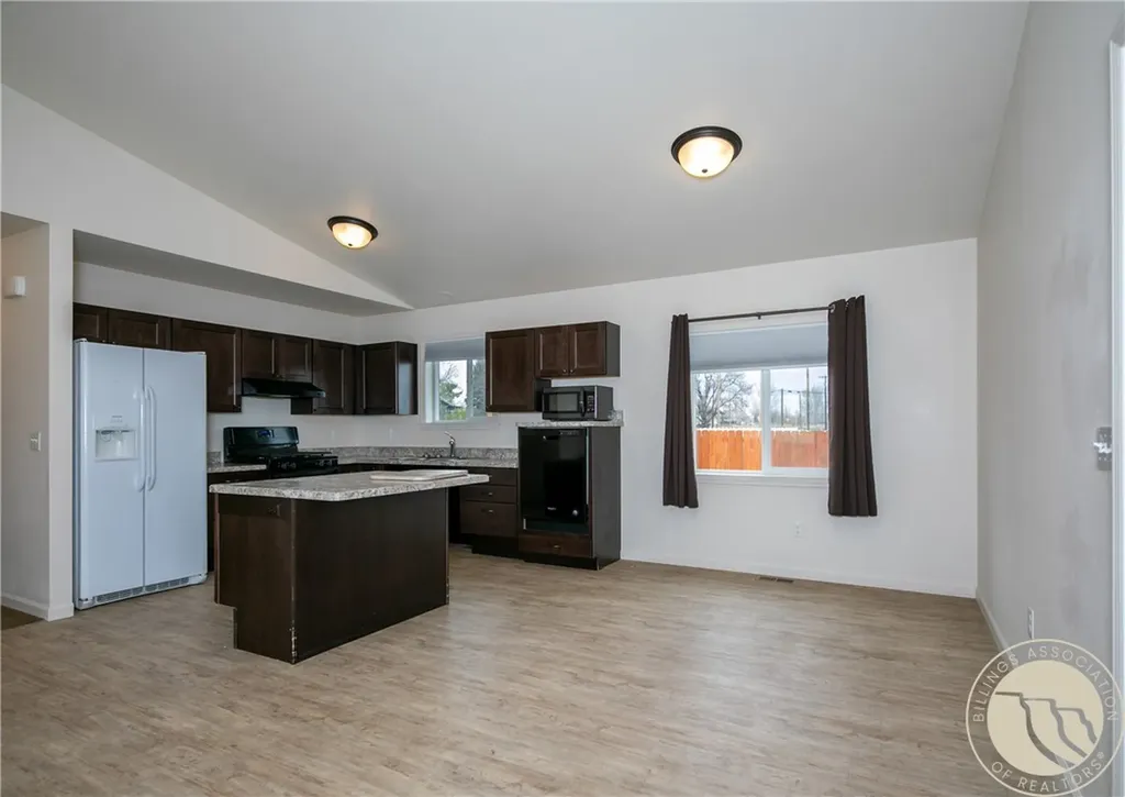 1205 N Ping Circle Billings MT 59105