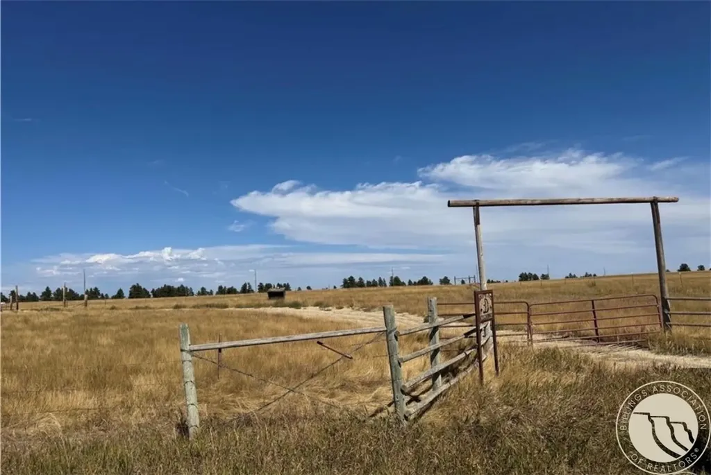 647 Majerus Road Roundup MT 59072