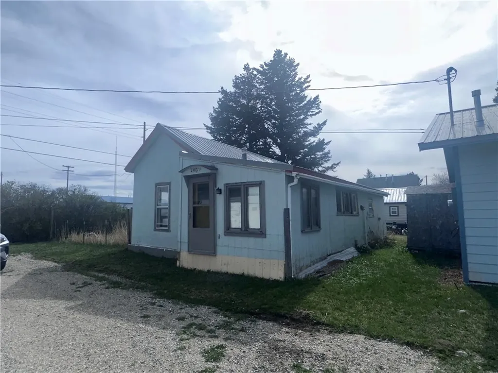 108 E Yellowstone Avenue Big Timber MT 59011