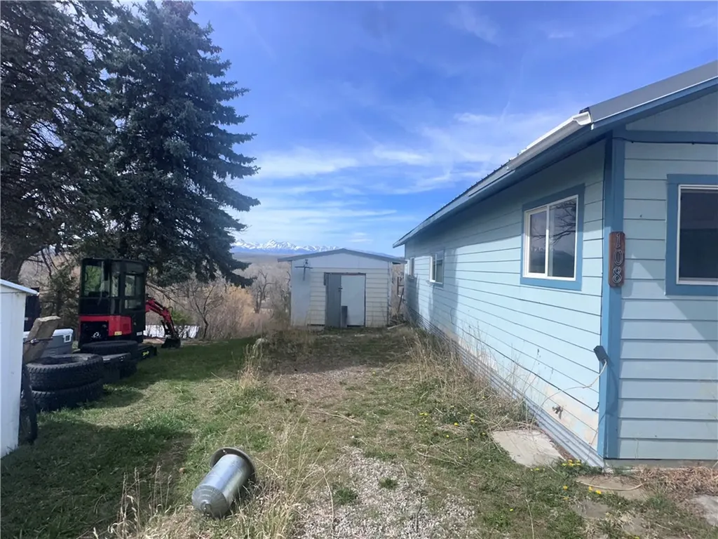 108 E Yellowstone Avenue Big Timber MT 59011
