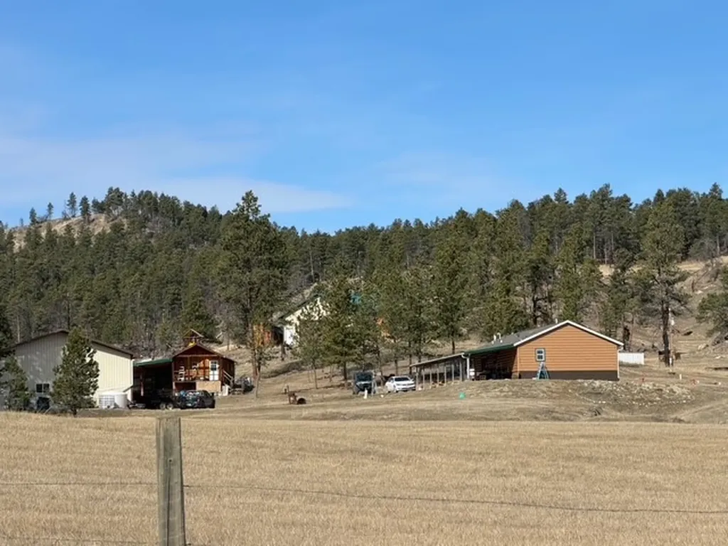 23 Mule Deer Lane Roundup MT 59072