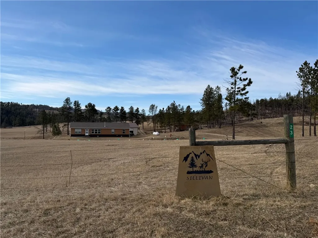 23 Mule Deer Lane Roundup MT 59072