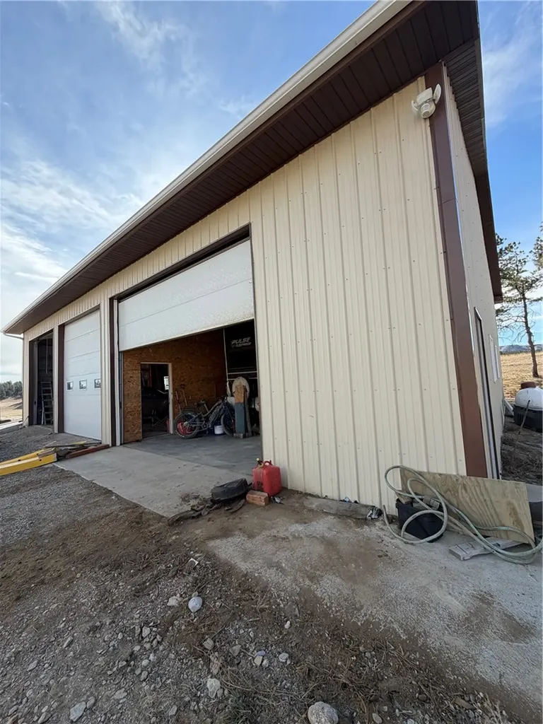 23 Mule Deer Lane Roundup MT 59072