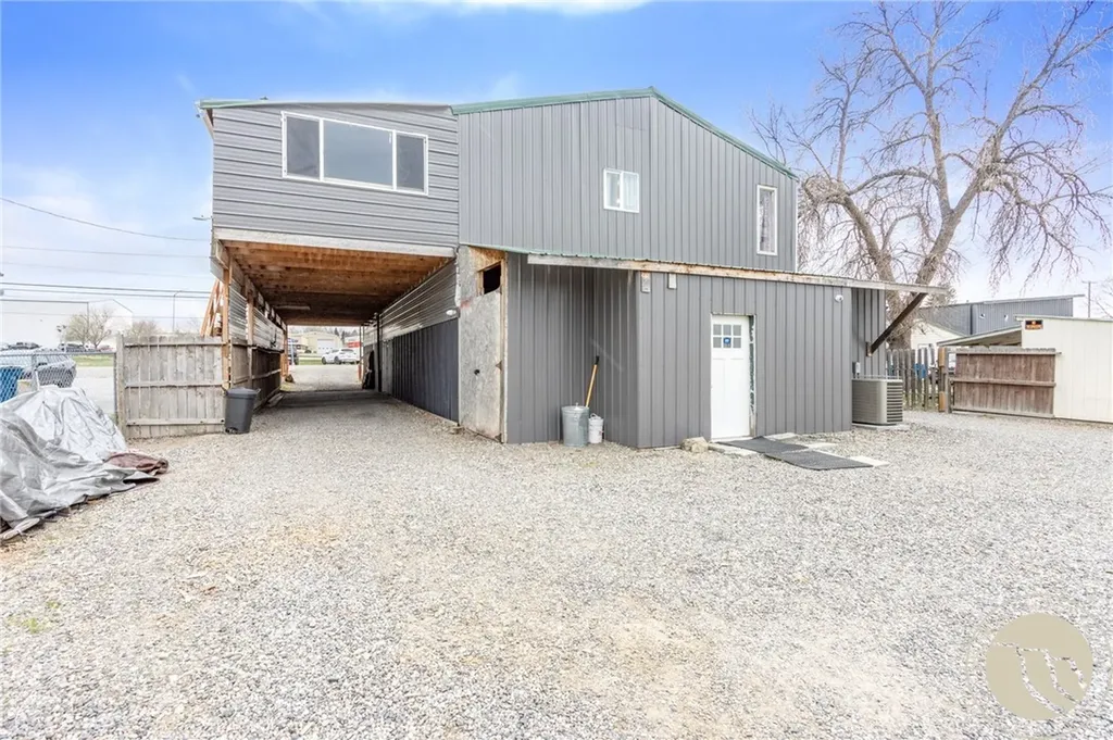 1419 Old Hardin Road Billings MT 59101
