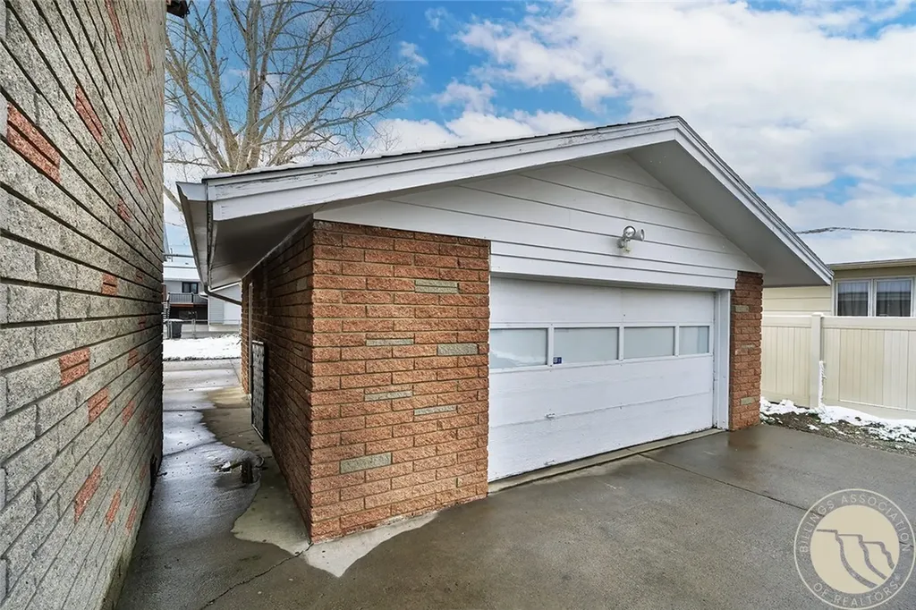 3302 Lynn Avenue Billings MT 59102