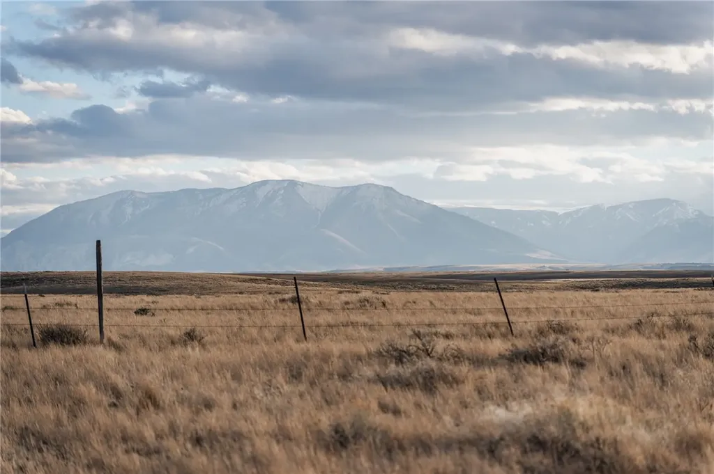 Tbd Elbow Creek Road Roberts MT 59070