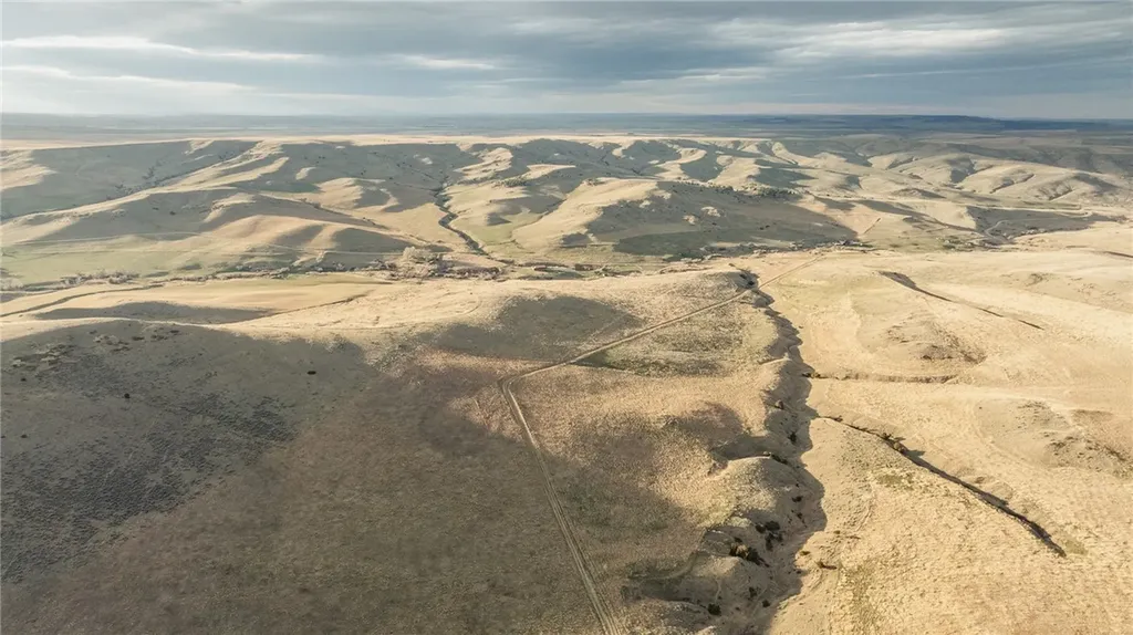 Tbd Elbow Creek Roberts MT 59070