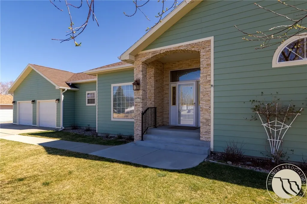 2243 Interlachen Drive Billings MT 59105