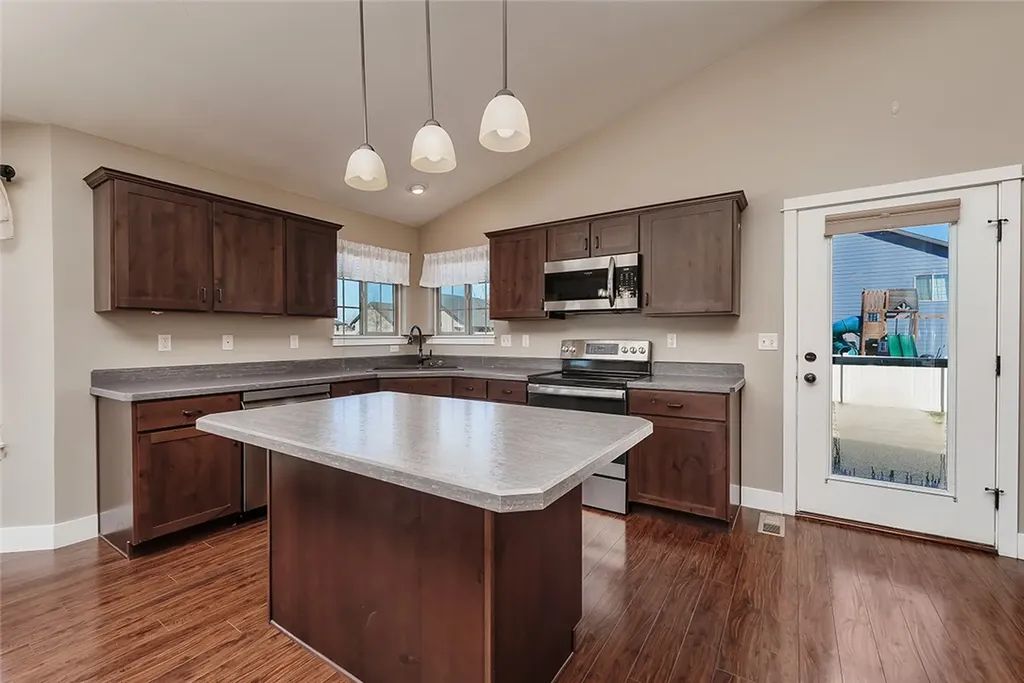 5825 Mountain Front Avenue Billings MT 59106