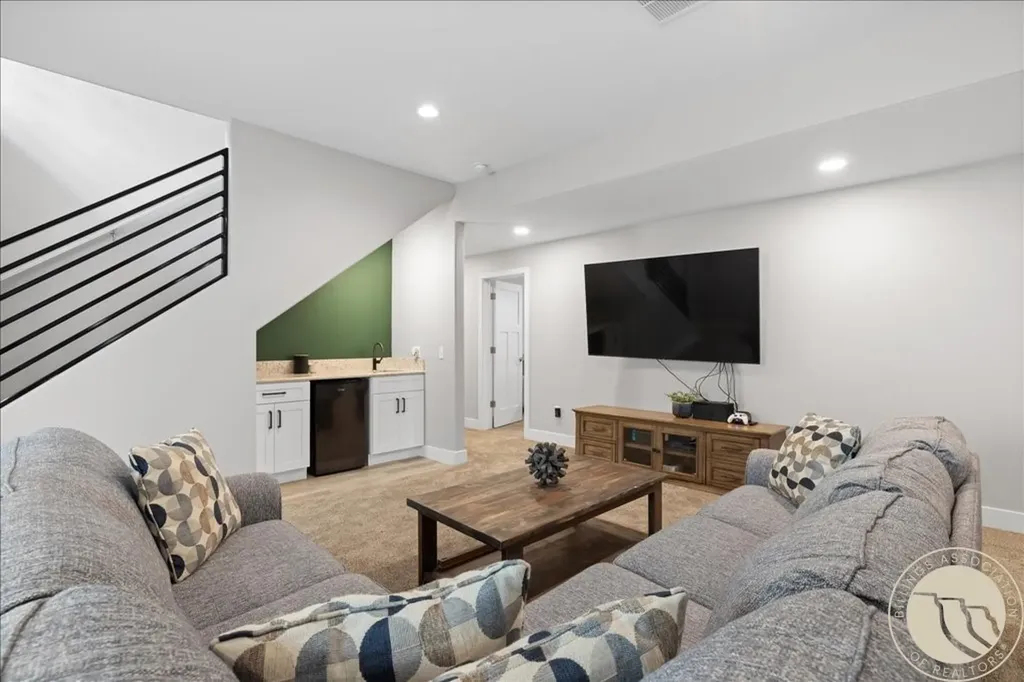 7076 Copper View Way Billings MT 59106
