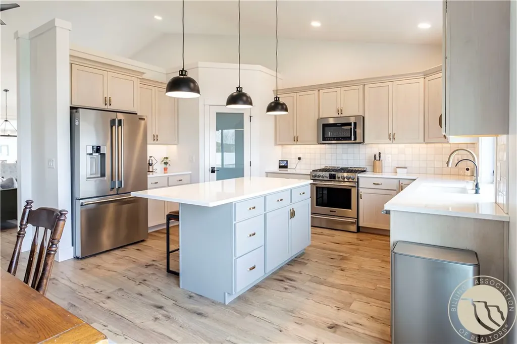 2530 Hunter Hall Street Billings MT 59106