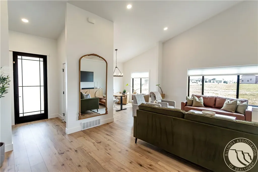 2530 Hunter Hall Street Billings MT 59106