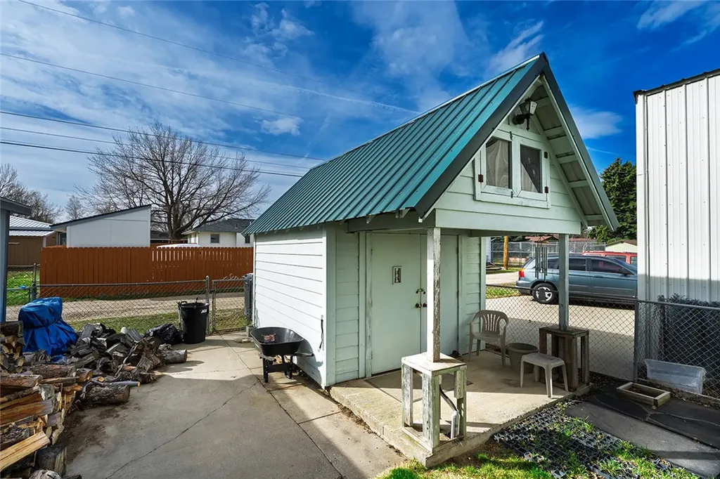 1708 Elaine Street Billings MT 59105