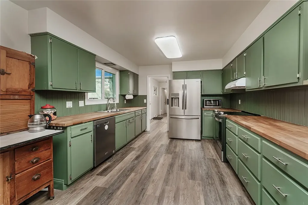 1708 Elaine Street Billings MT 59105