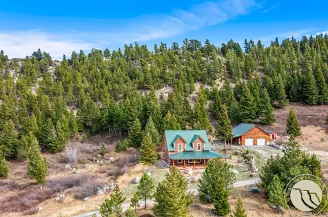 23 Cheyenne Trail Nye MT 59061
