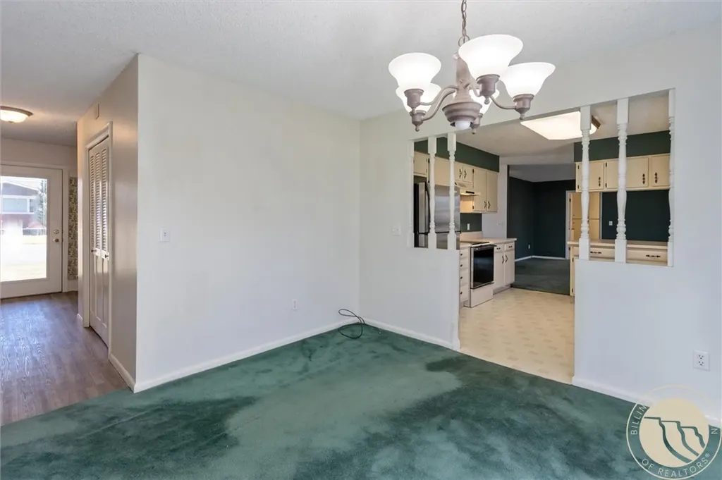 2002 Glendale Lane Billings MT 59102