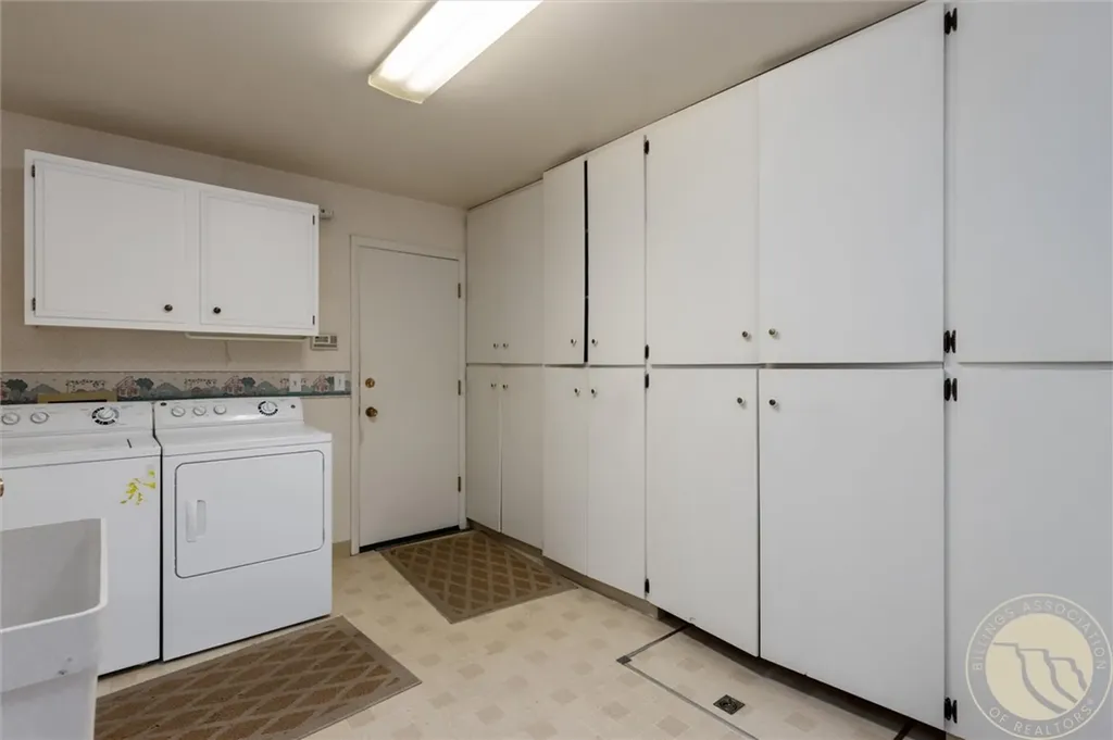 2002 Glendale Lane Billings MT 59102
