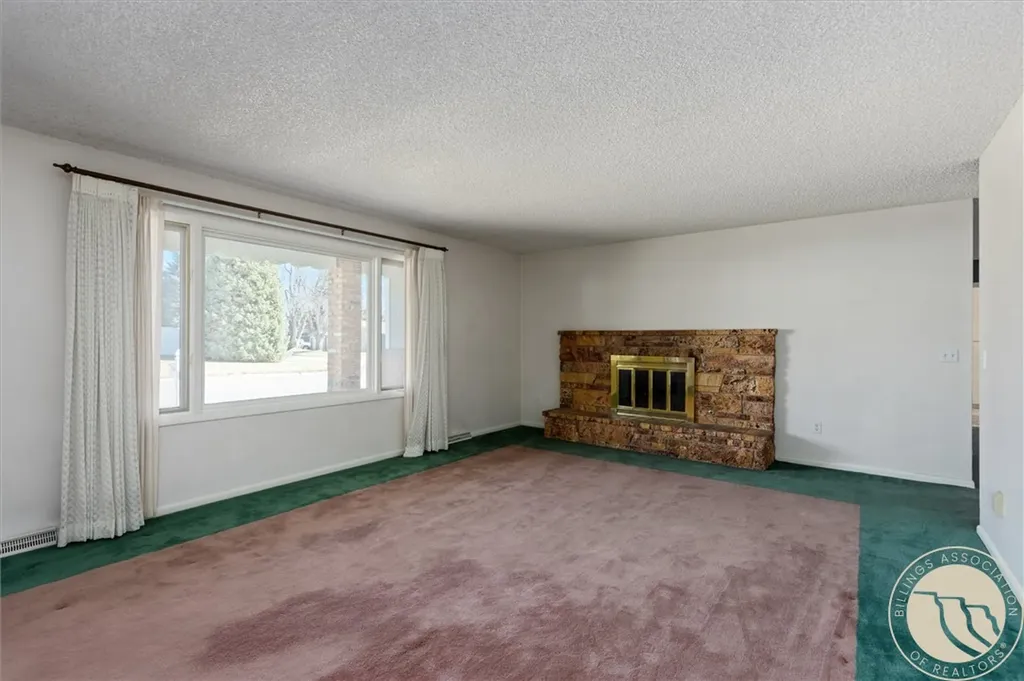 2002 Glendale Lane Billings MT 59102