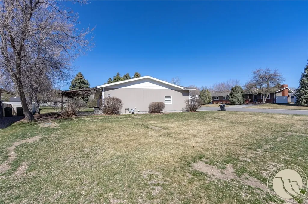 2002 Glendale Lane Billings MT 59102