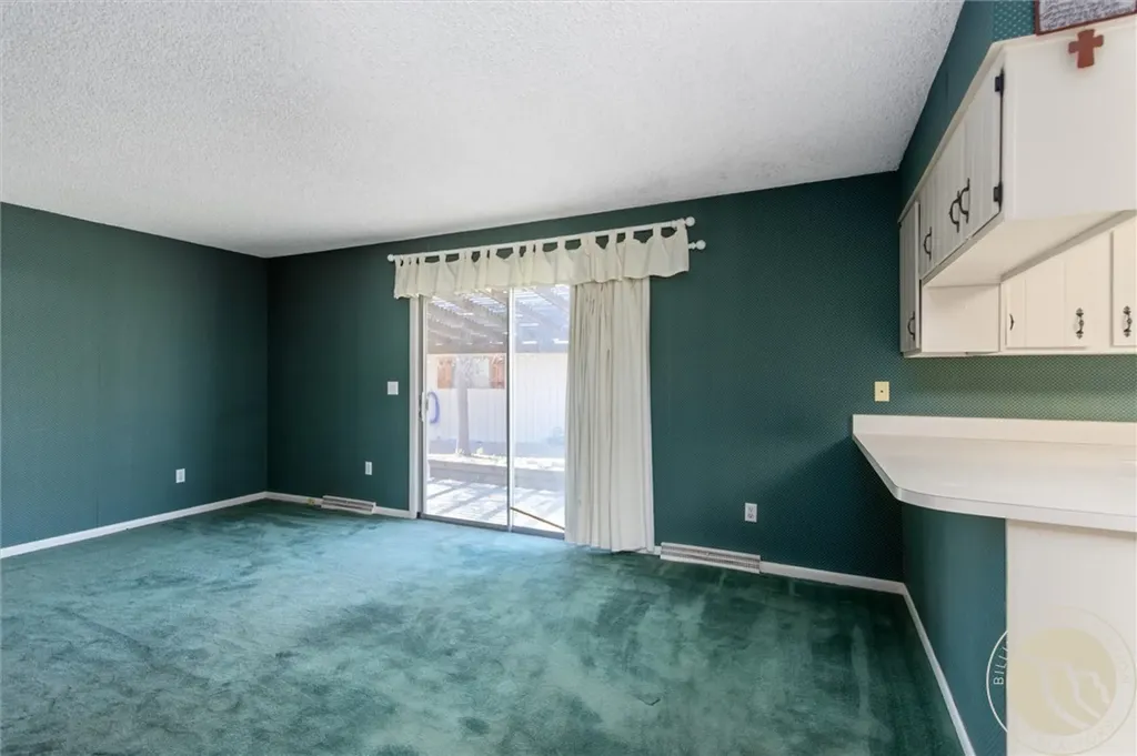2002 Glendale Lane Billings MT 59102