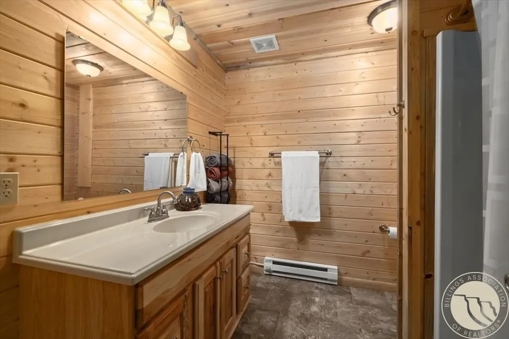 112 Pishkun Road Fishtail MT 59028
