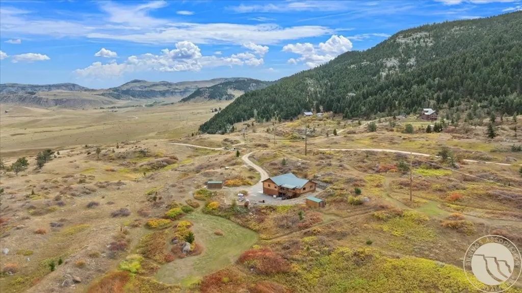 112 Pishkun Road Fishtail MT 59028